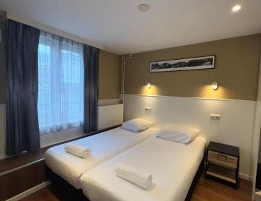 Double or Twin Room with Private Bathroom