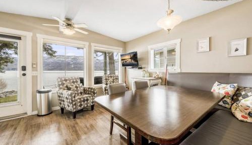 Three-Bedroom Vacation Home 