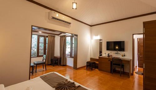 Double Room with Pool View