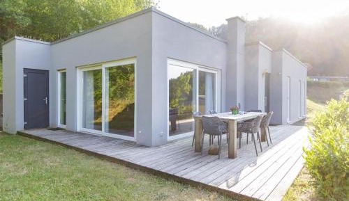 Three-Bedroom Holiday Home 