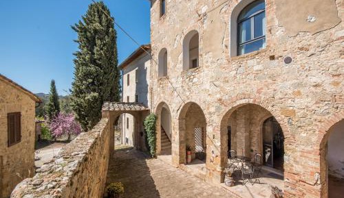 Superior One-Bedroom Apartment