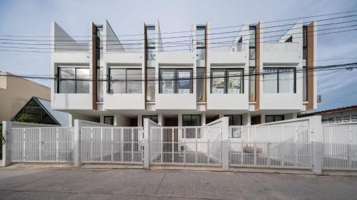 Two-Bedroom Townhouse