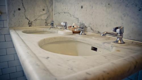 Operating Room, 1 Queen Bed (Second Floor - No Elevator)