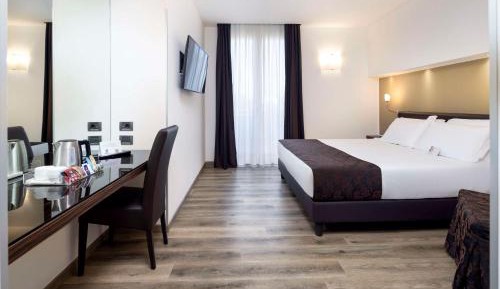 Superior King Room - Non-Smoking