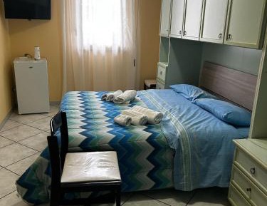 Double or Twin Room with Shared Bathroom