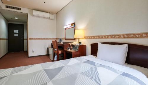 Double Room with Small Double Bed (Smoking)