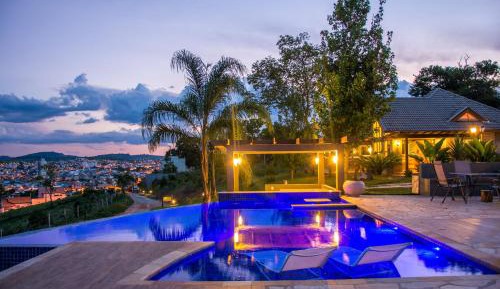 Deluxe Family Room with  Air Conditioning