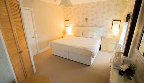 King Room with En-Suite