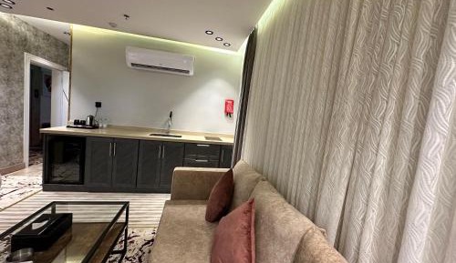 Deluxe Suite with Sea View