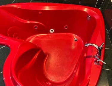 King Suite with Spa Bath