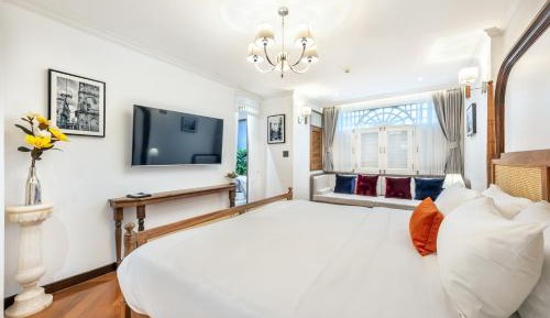 Large Double Room