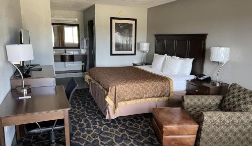 King Room - Non-Smoking