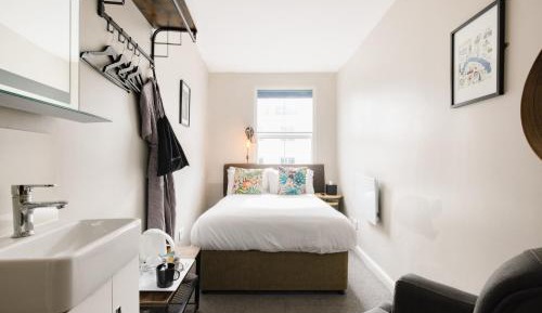 Double Room with Shared Bathroom