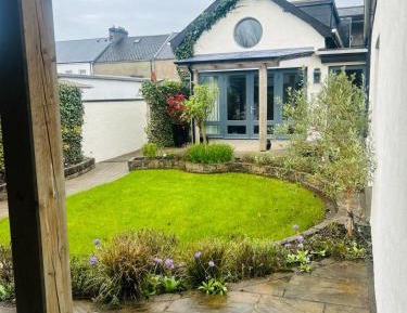 Suite with Garden View