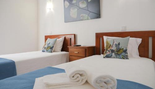 Twin Room with Private Bathroom