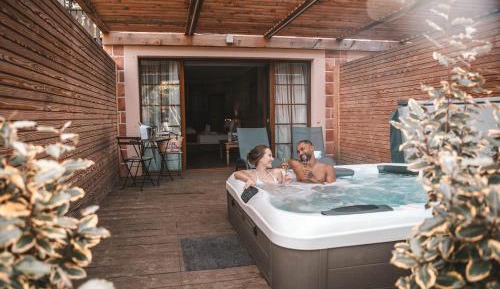 Romantique Supérieure avec jacuzzi privatif