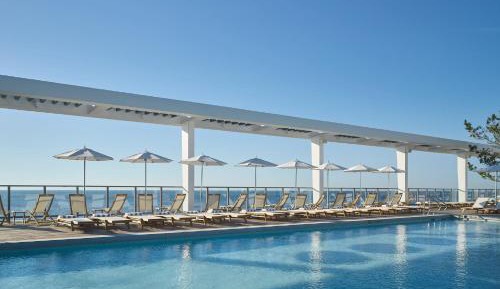 Poolside Terrace Suite