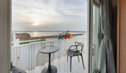 فيلا مع اطلالة على البحر 