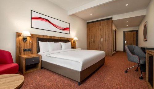 King Room - Non-Smoking