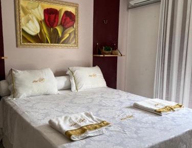 Apartment with Mountain View