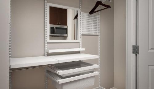 King Studio with Sofa Bed