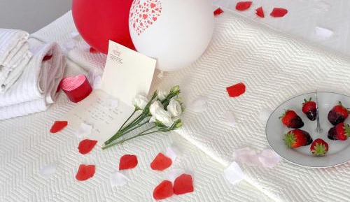 Love Affair Suite- King Size bed with partial Sea View 