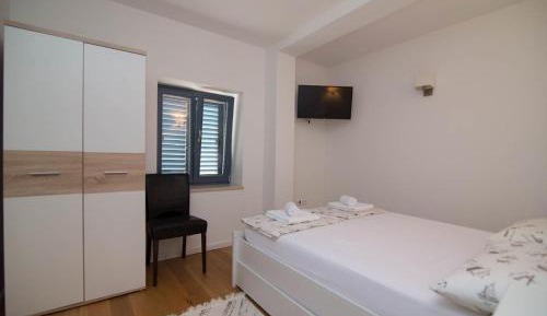 Two-Bedroom Apartment with Terrace