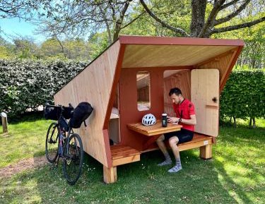 Cabin (2 Adults) without Kitchen and Sanitary