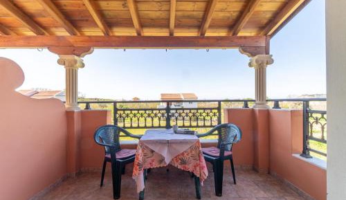 Superior One-Bedroom Apartment with Balcony