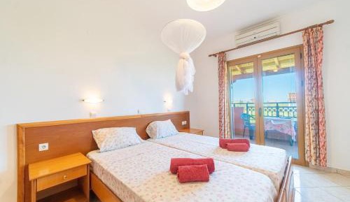 Superior One-Bedroom Apartment with Balcony