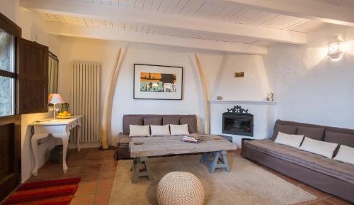 Three-Bedroom Townhouse