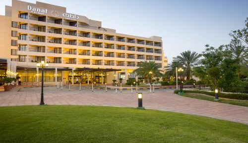 One Bedroom Executive Suite with Kitchen