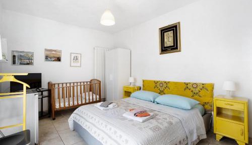 Superior One-Bedroom Apartment