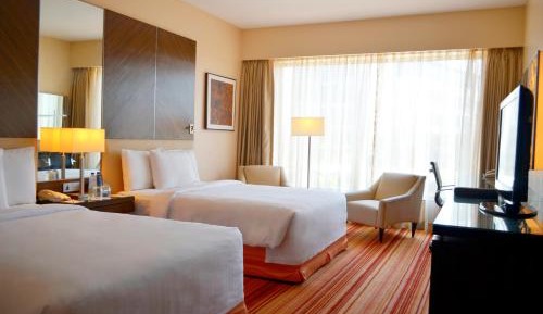 Executive Twin Room with Executive Lounge Access - 15% off on Spa and 20% off on Laundry