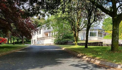 Eight-Bedroom House