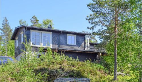 Four-Bedroom Holiday Home