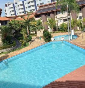 Apartment with Pool View 
