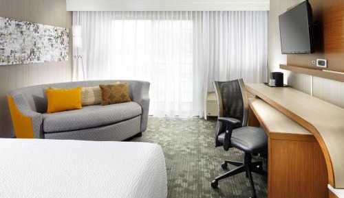 King Room with Sofa Bed