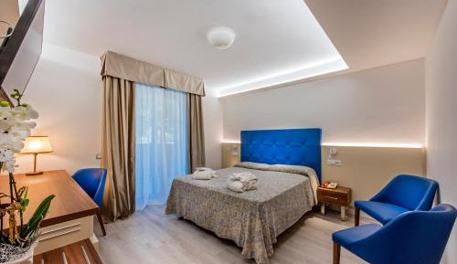 Suite with Terrace (3 Adults)