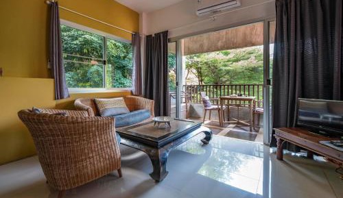 Garden View Suite