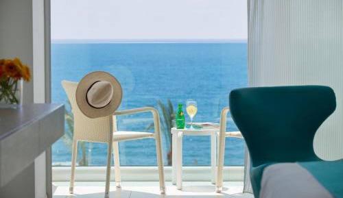 Family Suite with Sea View