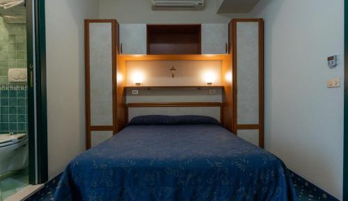 Double or Twin Room with Side Sea View