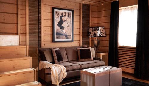 Suite with Mountain View