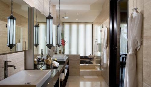 Ocean Suite with Jacuzzi 