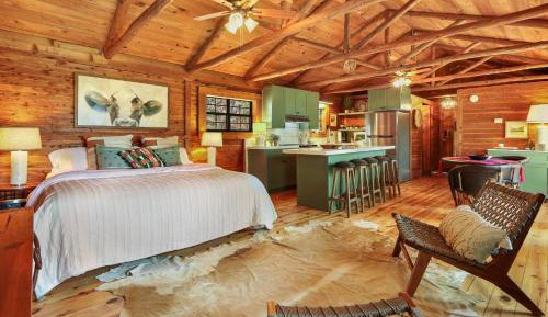 One-Bedroom Holiday Home