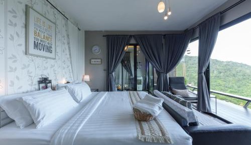 Double Room with Mountain View