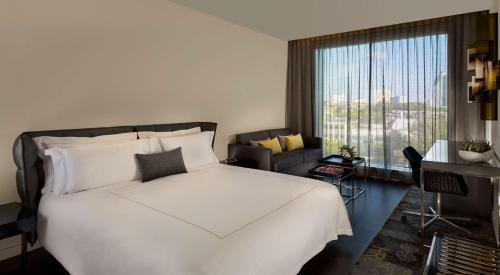 Studio King (Family)      