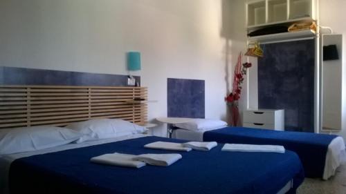 Triple Room with Shared Bathroom