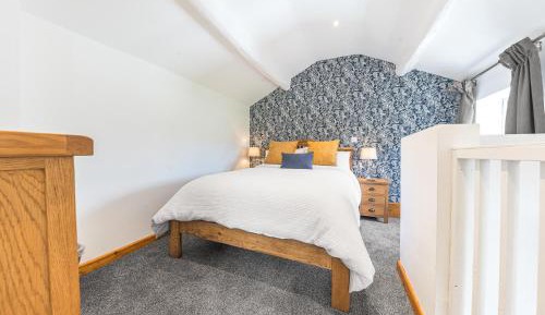 Apartment - Split Level