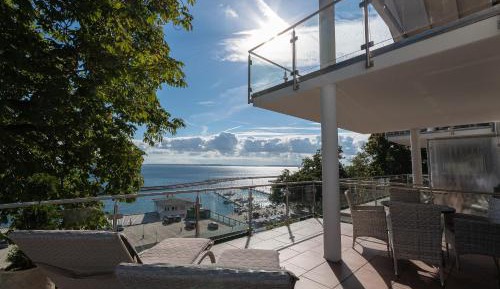 Two-Bedroom Apartment with Balcony